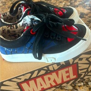 Marvel kid shoes
